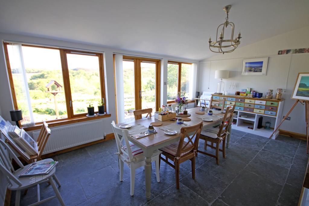 Off The Hill B&B Isleornsey (Skye) Exterior foto