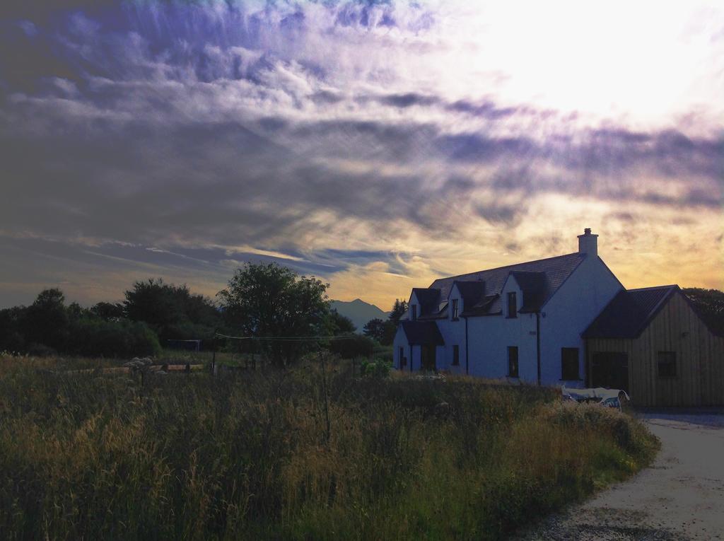 Off The Hill B&B Isleornsey (Skye) Exterior foto
